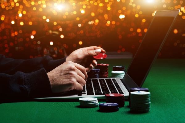 Giao diện kqxs quang nam trên mobile với các trang thể thao và casino nổi bật